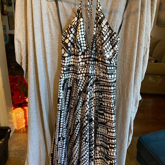Alyn Paige New York Black White Sleeveless Print Halter Maxi Dress Size 3/4 - Picture 5 of 8